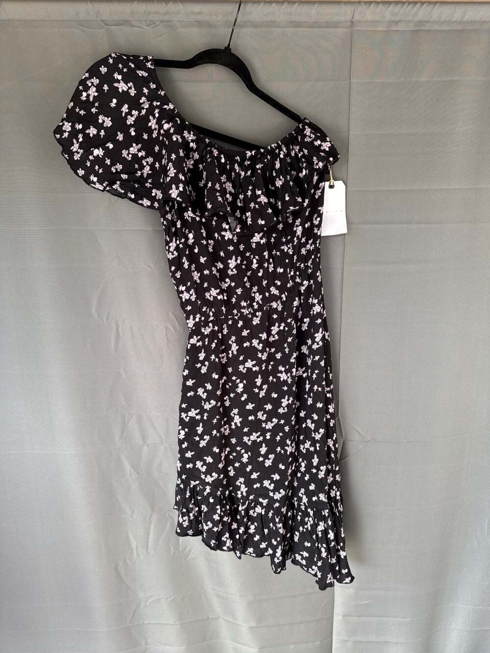 Leith Black Floral Ruffle One-Shoulder Mini Dress Size XS